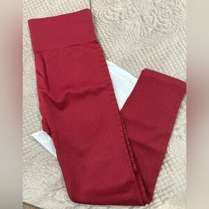 Zyia Scarlet Ribbed Seamless Legging 7/8 24", size XL. Brand new!